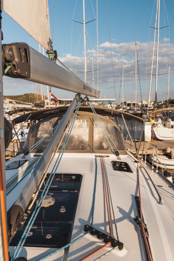 Image of Astros yacht #10