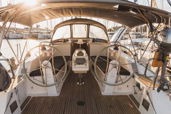 Image of Astros yacht #12