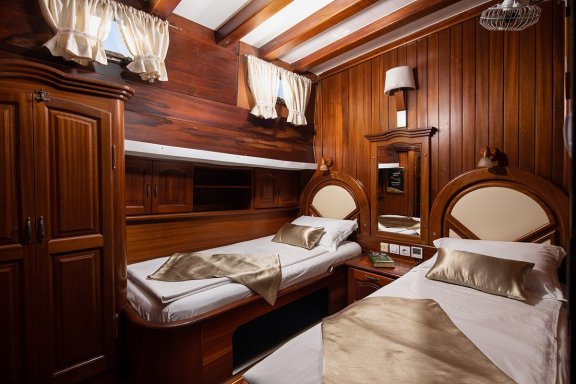 Image of Nostra Vita yacht #32