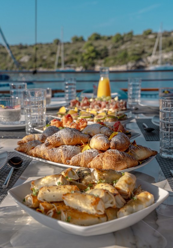 Image of Smart Spirit yacht #28