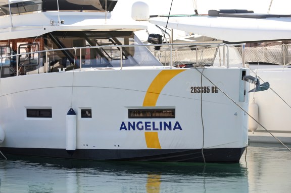 Image of Batu yacht #40