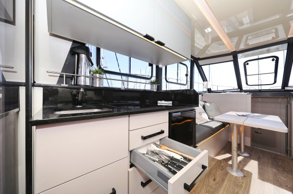 Image of Muneca yacht #40