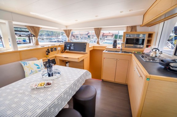 Image of Second Wind yacht #6