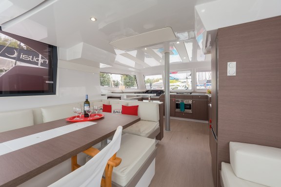 Image of Phoenix yacht #8