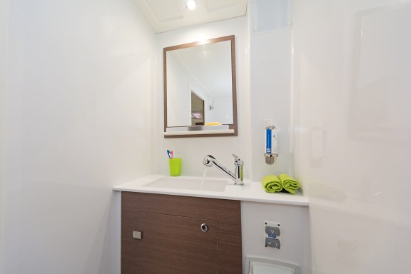 Image of Phoenix yacht #11