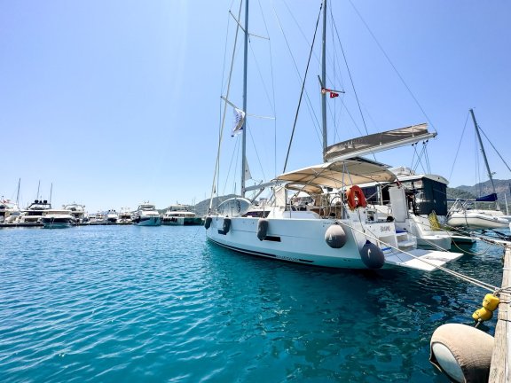 Image of Brahms yacht #8