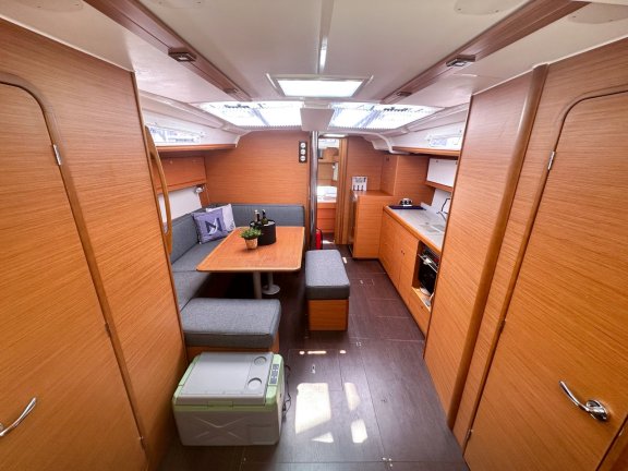 Image of Brahms yacht #11