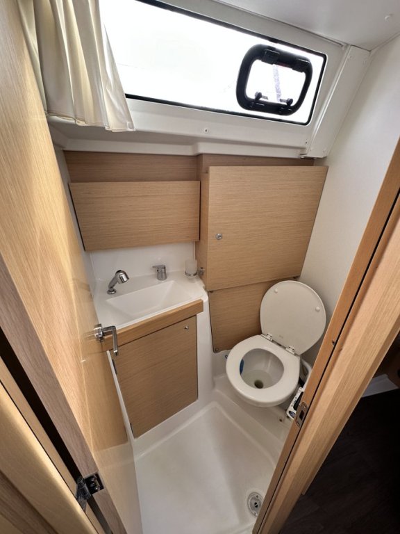 Image of Delfino yacht #11