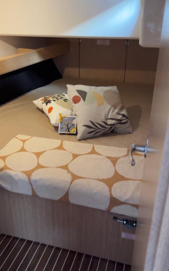 Image of Life Is Beautiful yacht #10