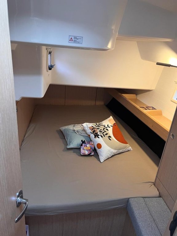 Image of Life Is Beautiful yacht #11