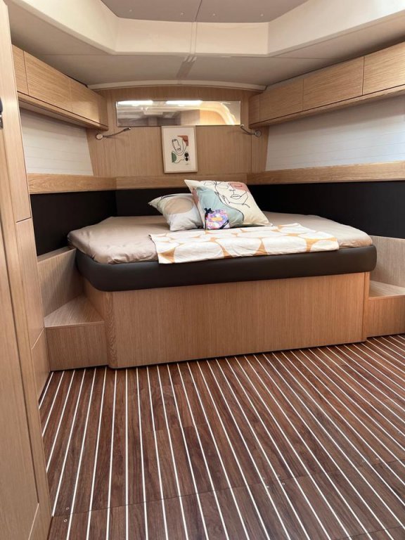 Image of Life Is Beautiful yacht #9