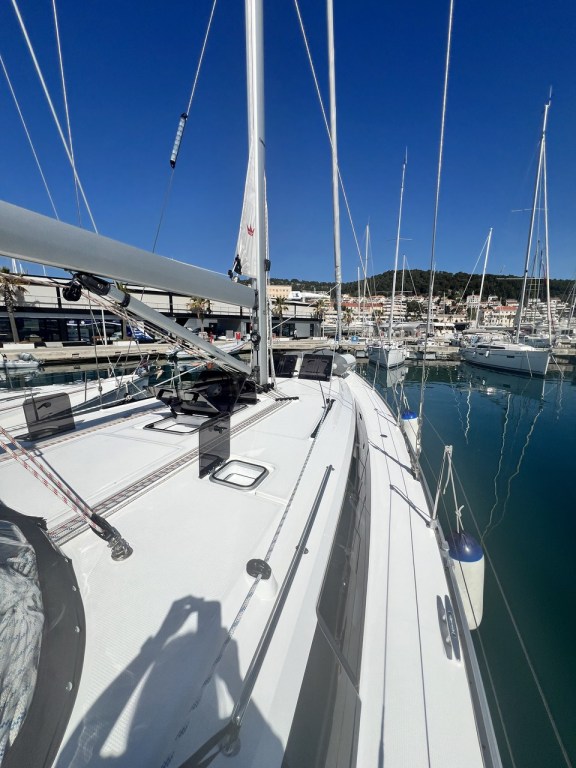 Image of Summer Breeze yacht #6