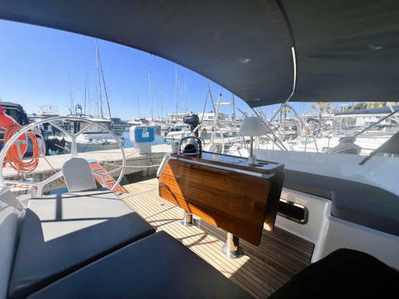 Image of Summer Breeze yacht #10