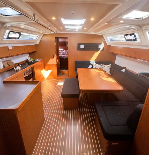 Image of Summer Breeze yacht #11