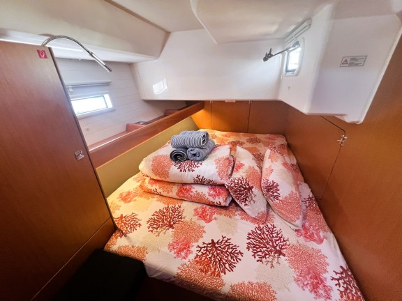 Image of Summer Breeze yacht #23