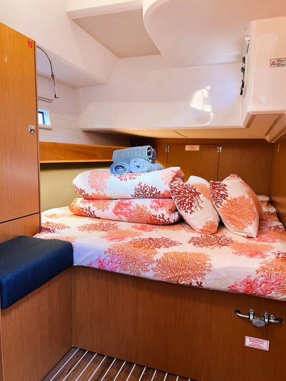 Image of Summer Breeze yacht #25