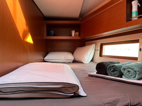 Image of Marilyn yacht #9