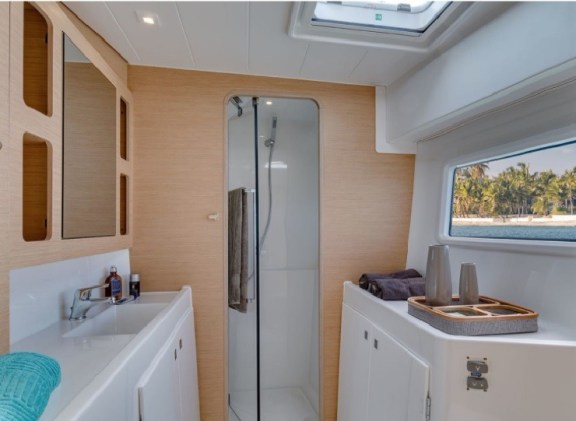 Image of PERIWINKLE yacht #8