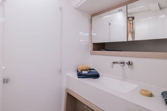 Image of GLOXINIA yacht #9