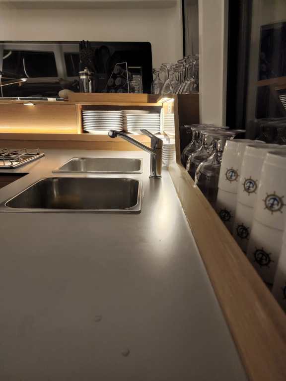 Image of Lizzy yacht #8