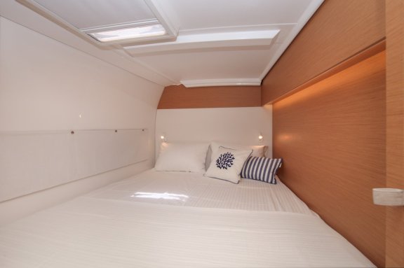 Image of Lizzy yacht #12