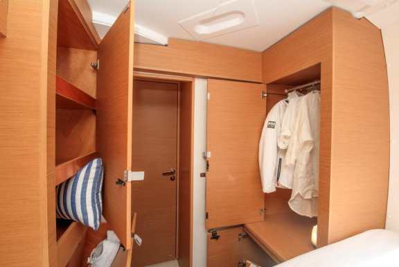 Image of Lizzy yacht #13