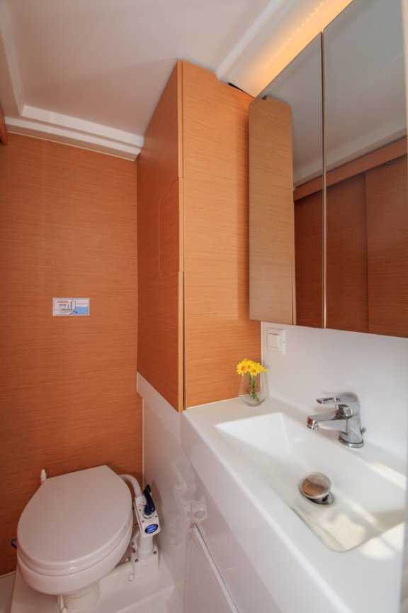 Image of Lizzy yacht #14