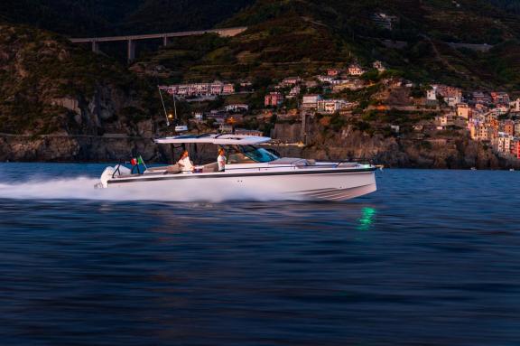 Image of Tonga yacht #7