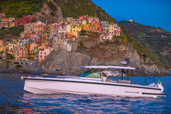 Image of Tonga yacht #8