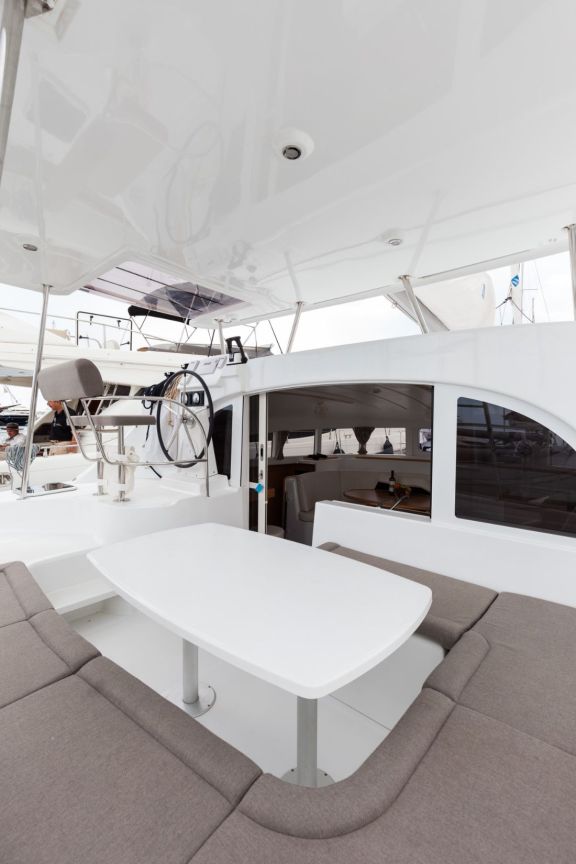 Image of Vienna yacht #5