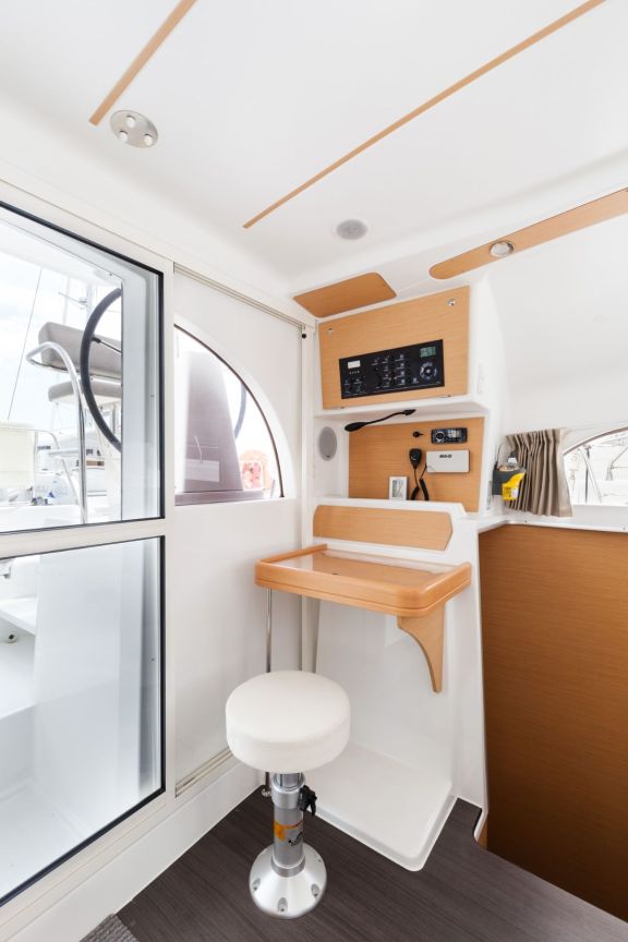 Image of Vienna yacht #12