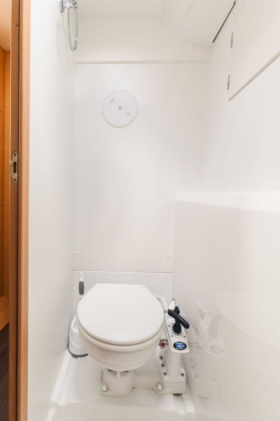 Image of Vienna yacht #16