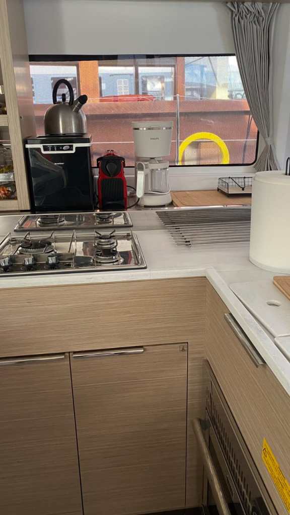 Image of Thalasea yacht #9