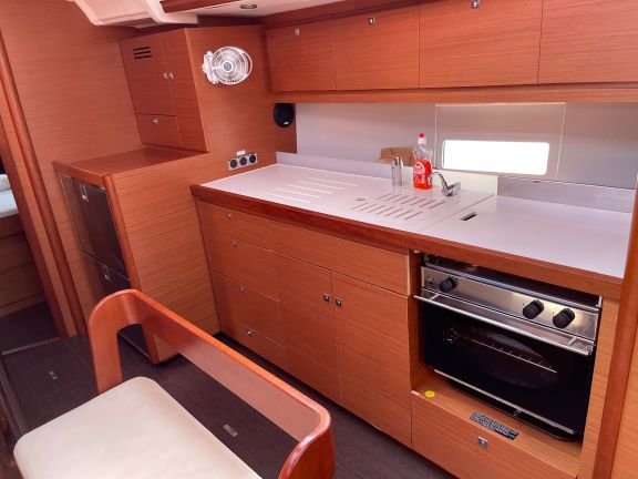 Image of LUNA ROSSA yacht #9