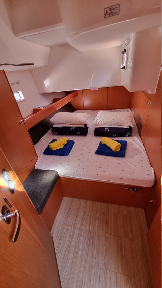 Image of Iustitia yacht #12