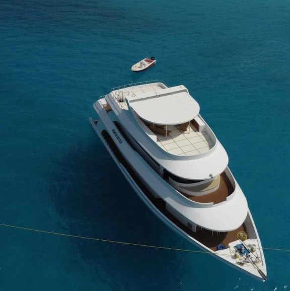 Image of North Seven Liveaboard yacht #4