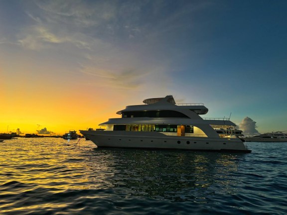 Image of North Seven Liveaboard yacht #5