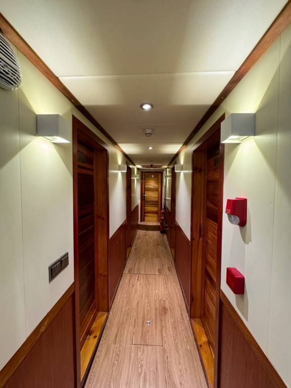Image of North Seven Liveaboard yacht #19