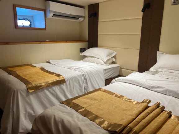 Image of North Seven Liveaboard yacht #21