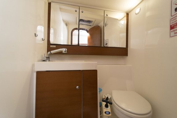 Image of Daphne-S yacht #17