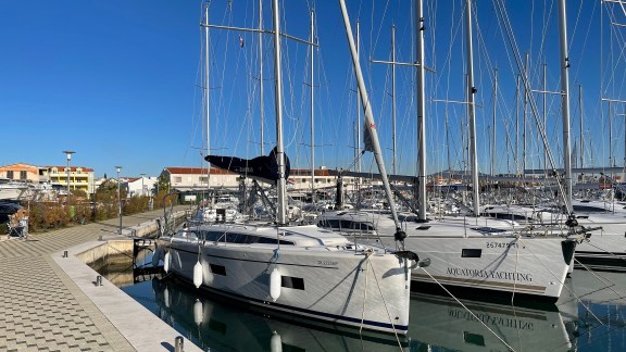 Image of Tatyana yacht #3