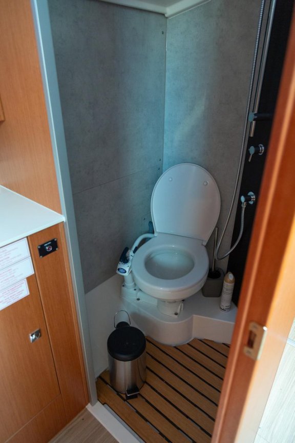 Image of Tatyana yacht #16