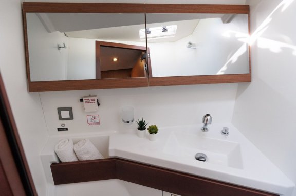 Image of Solon yacht #23