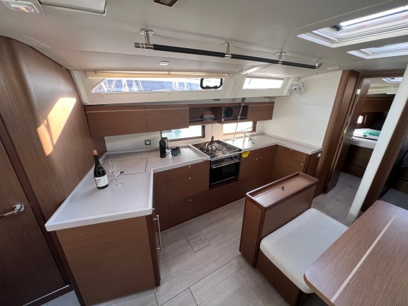 Image of MariMar yacht #11