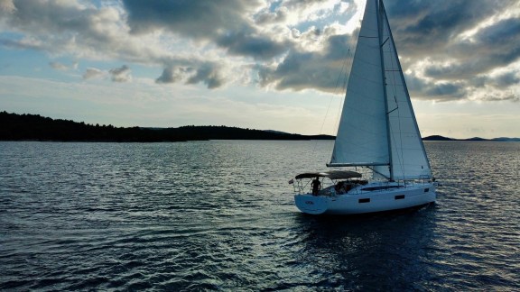 Image of Aurora yacht #10