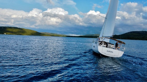 Image of Aurora yacht #8