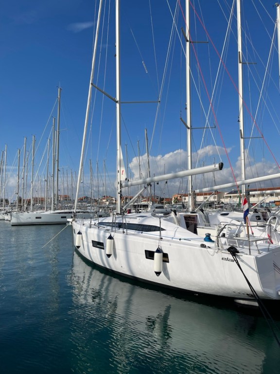 Image of Aurora yacht #12