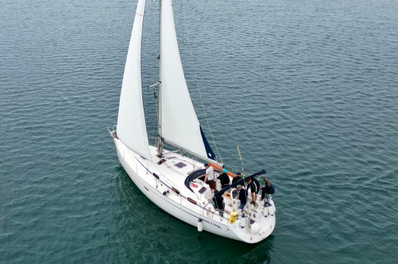 Image of Funky yacht #5