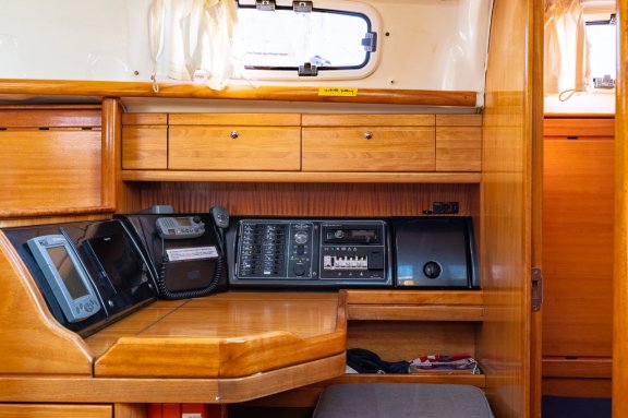 Image of Funky yacht #10