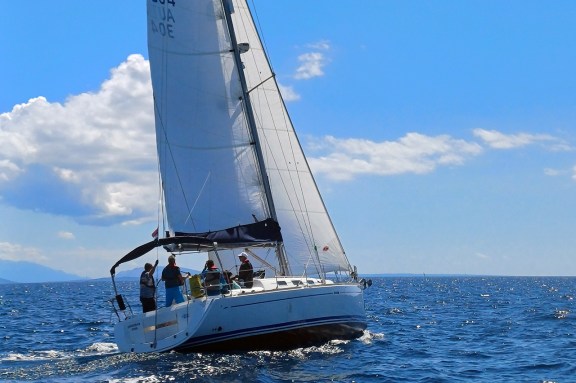 Image of Jonathan Pink yacht #3